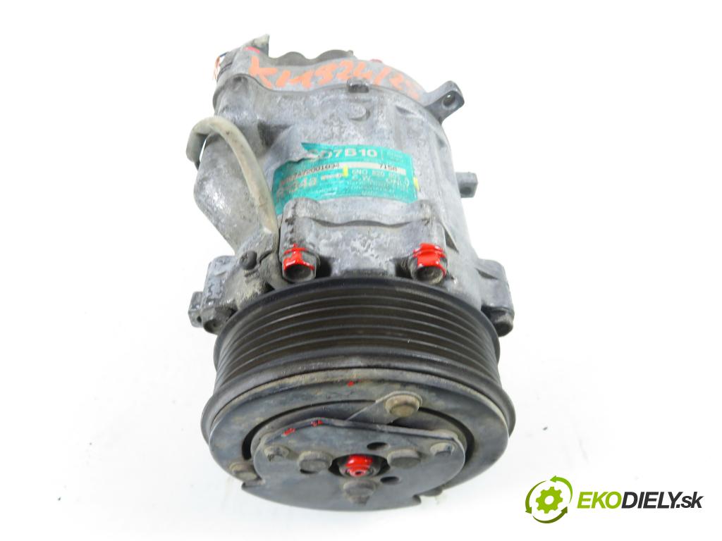 VW POLO (6N1) HB 1999 55,00 75 1.6 - AEE 1598,00 KOMPRESOR: klimatizace 6N0820803A (Kompresor klimatizace)