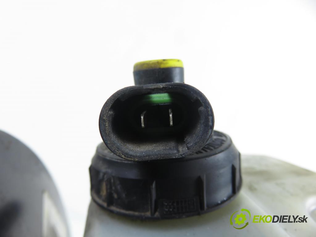 RENAULT MASTER II Skrzynia (FD) FURGON 2006 66,00 2.2 dCI 90 - G9T 750 2188,00 Posilovač 8200189405 ; 0204024918 (Servočerpadlo)