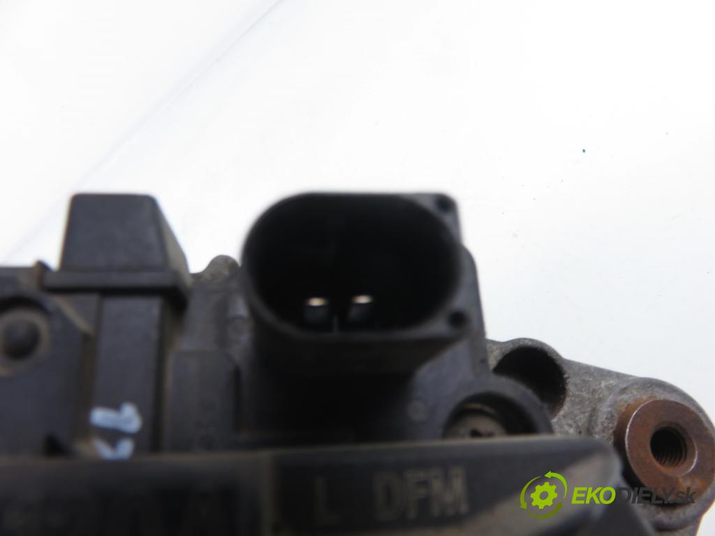 VW GOLF IV (1J1) HB 1998 66,00 1.9 TDI 90 - ALH 1896,00 Alternátor 028903028E ; 0124515010 (Alternátor)