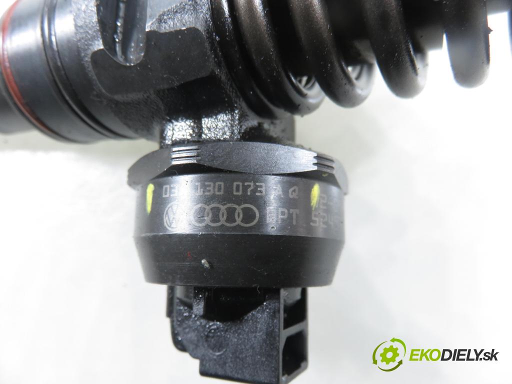 VW GOLF IV Variant (1J5) KOMBI 2002 74,00 1.9 TDI PD 101 - AXR 1896,00 vstříkovač 038130073AG ; 0414720215 (Vstřikovač paliva)