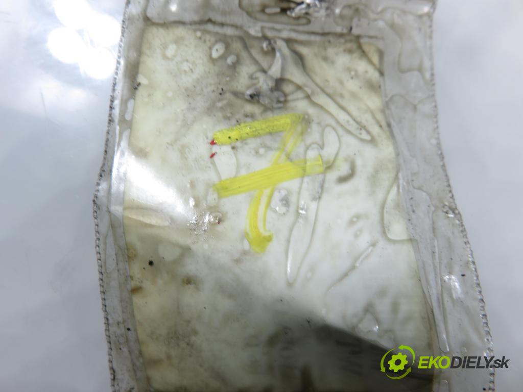 VOLVO S40 II (MS) SEDAN 2006 81,00 1.6 D - D 4164 T 1560,00 vstrekovač 0445110259 (Vstrekovač paliva)