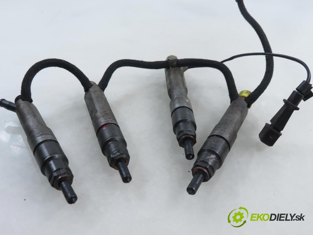 AUDI A4 (8D2, B5) SEDAN 2000 66,00 1.9 TDI - AHU 1896,00 Vstrekovacie ventily 028130201J ; 028130201G (Vstrekovací ventil)