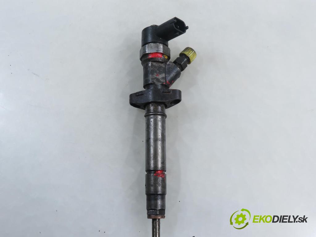 OPEL VIVARO A Skrzynia (X83) FURGON 2005 99,00 2.5 DTI 135 - G9U 730 2464,00 vstřikovač 0445110087 ; 8200101135 (Vstřikovač paliva)