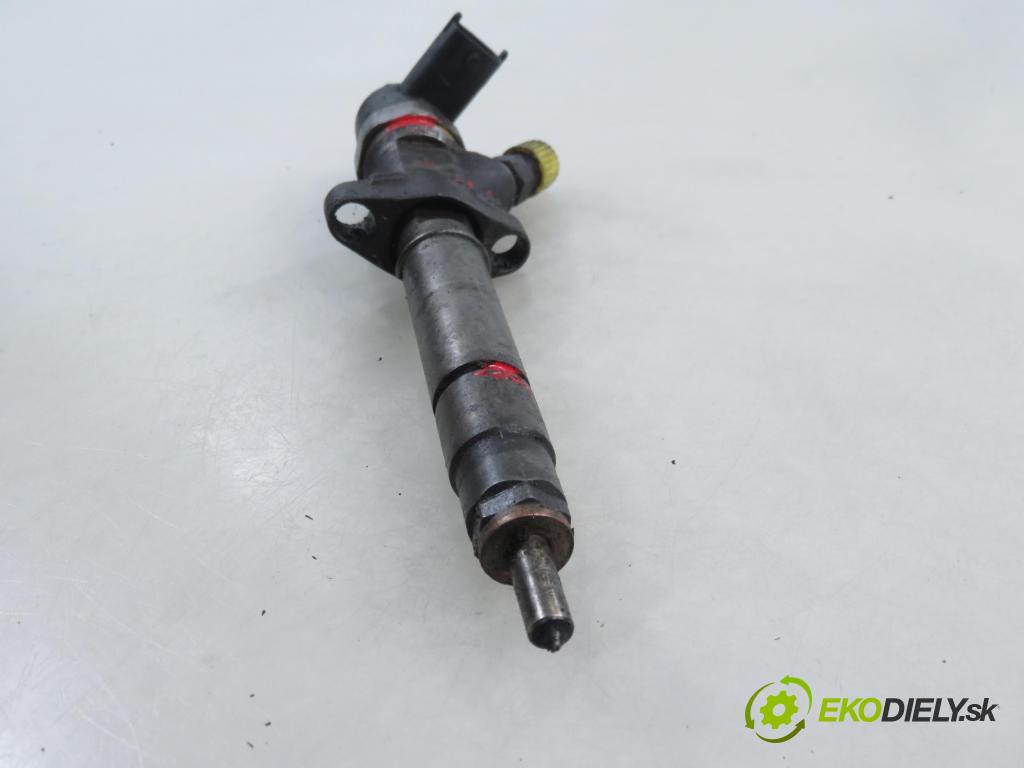 OPEL VIVARO A Skrzynia (X83) FURGON 2005 99,00 2.5 DTI 135 - G9U 730 2464,00 vstřikovač 0445110087 ; 8200101135 (Vstřikovač paliva)