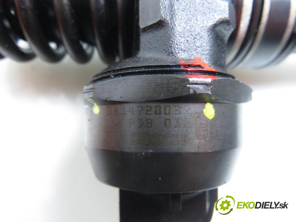 SEAT IBIZA III (6L1) HB 2003 74,00 1.9 TDI - ATD 1896,00 vstříkovač 038130073AJ ; 0414720037 (Vstřikovač paliva)