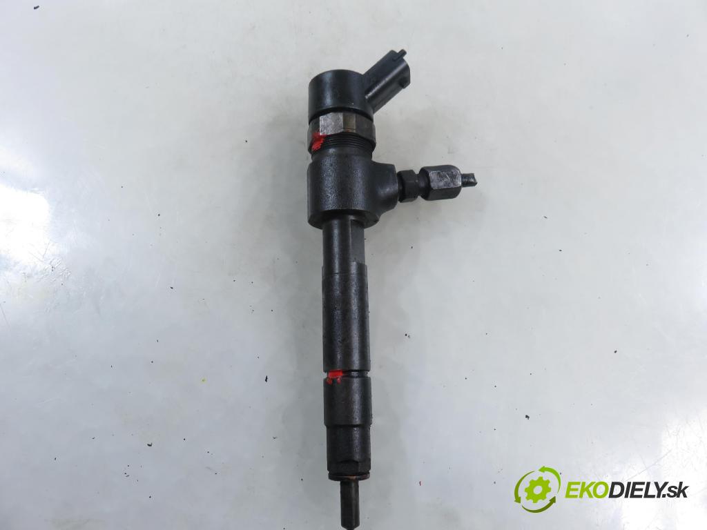 OPEL ZAFIRA B (A05) MINIVAN 2005 88,00 1.9 CDTI 8V 120 - Z 19 DT 1910,00 vstrekovač 0445110165 (Vstrekovač paliva)