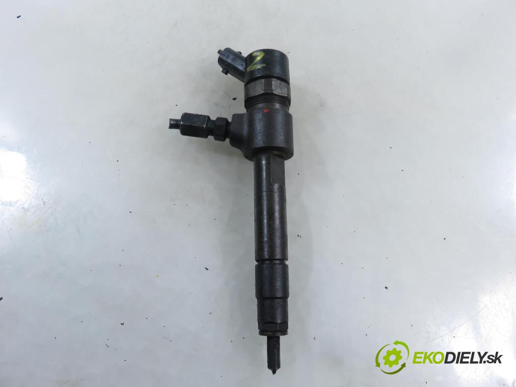 OPEL ZAFIRA B (A05) MINIVAN 2005 88,00 1.9 CDTI 8V 120 - Z 19 DT 1910,00 vstrekovač 0445110165 (Vstrekovač paliva)