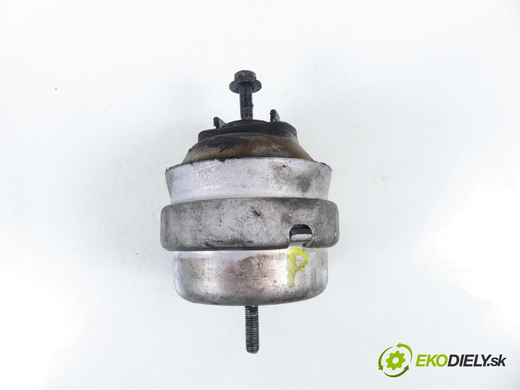 AUDI A4 (8E2, B6) SEDAN 2004 96,00 1.9 TDI PD 130 1896,00 AirBag Motor