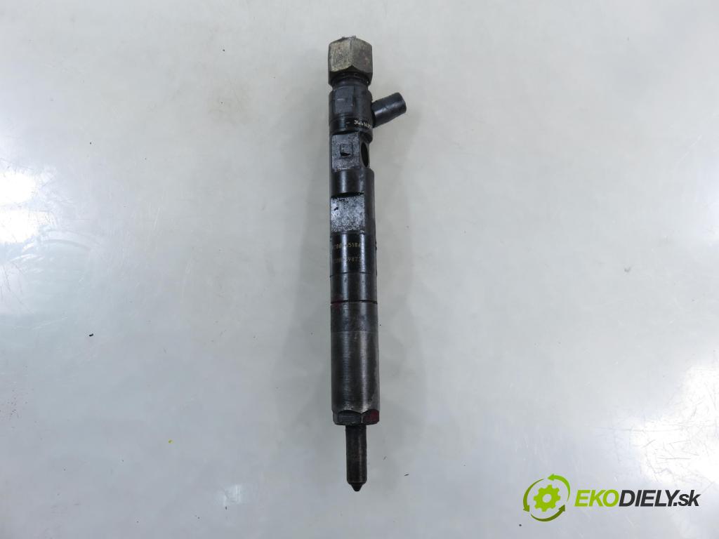 RENAULT KANGOO (KC0/1_) KOMBIVAN 2006 60,00 1.5 dCi 80 - K9K 702 1461,00 vstrekovač EJBR01801A ; 8200365186 ; 8200049873 (Vstrekovač paliva)