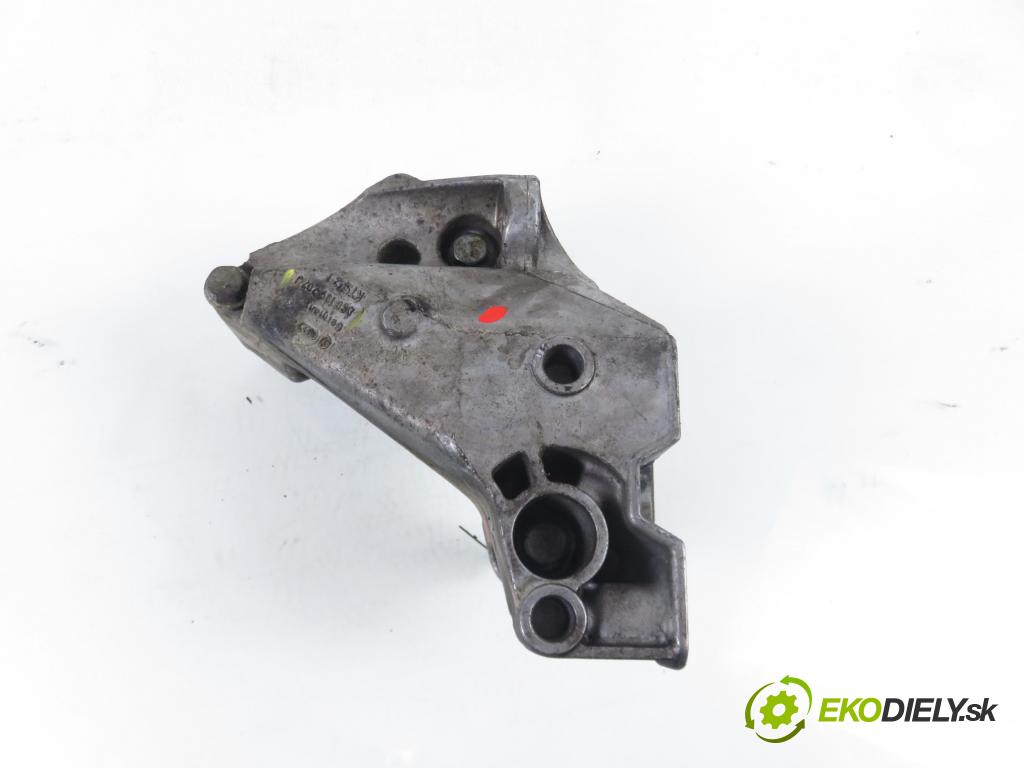 VW GOLF IV (1J1) HB 1998 74,00 1.6 - AKL 1595,00 Uchytenie Motor 038199207J