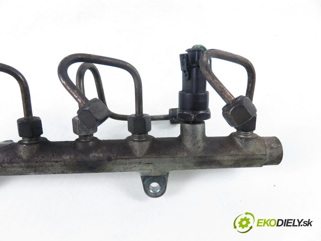 RENAULT SCENIC I (JA0/1_) MINIVAN 2000 75,00 1.9 dCi 102 - F9Q 732 1870,00 Lišta vstrekovacia 0445214015 ; 7700111013 ; 0281002522 (Vstrekovacia lišta)