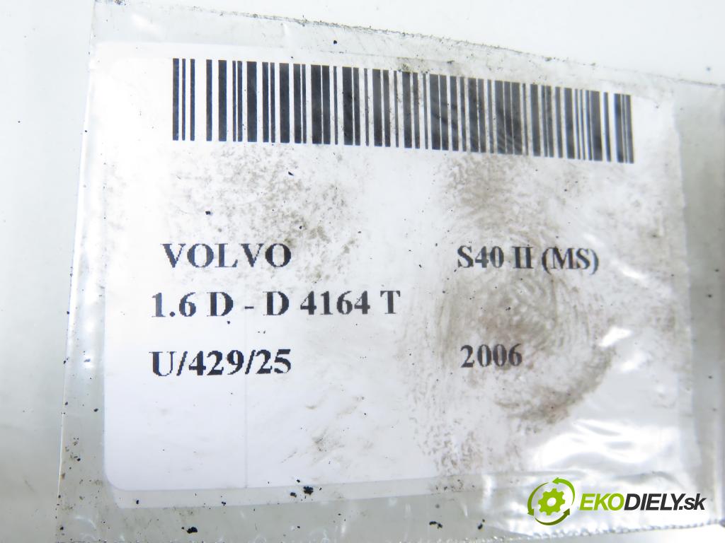 VOLVO S40 II (MS) SEDAN 2006 81,00 1.6 D - D 4164 T 1560,00 Chladič spalín 9646762280