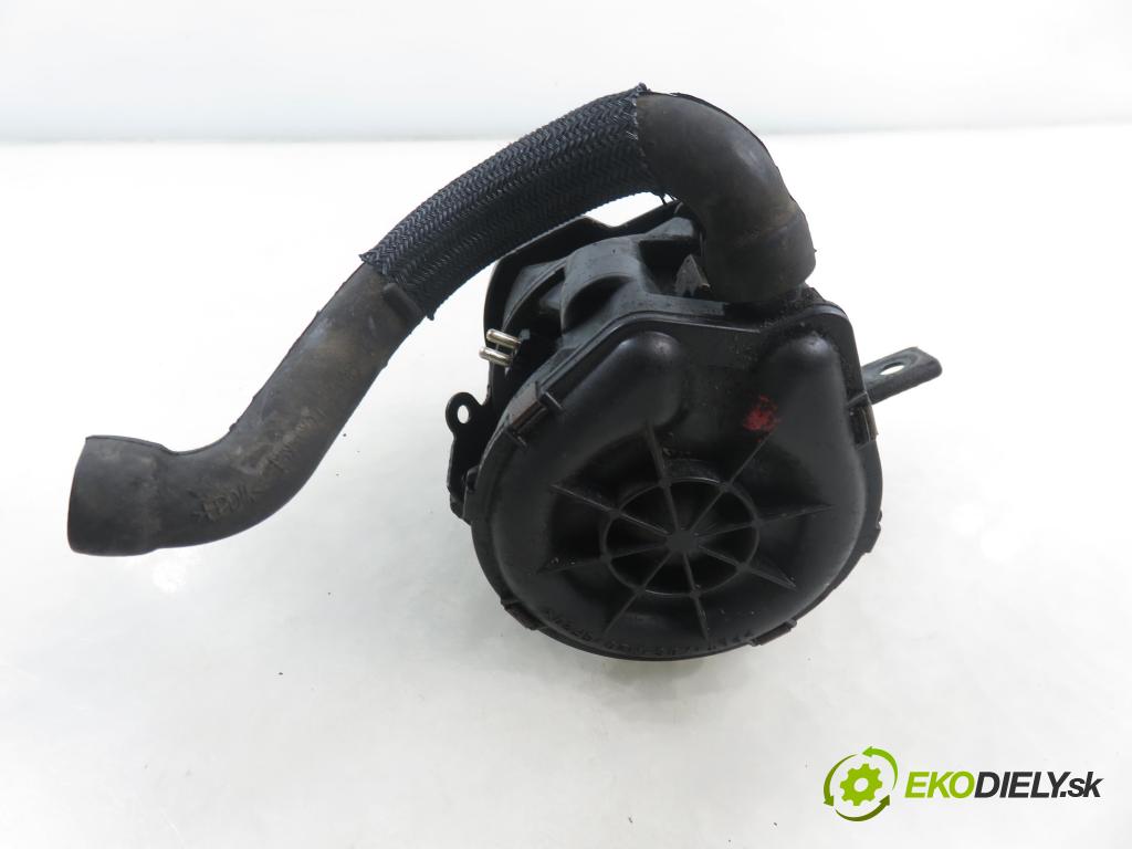 SMART FORTWO Coupe (450) HB 2004 45,00 0.7 (450.352, 450.332) - M 160.920 698,00 Pumpa vzduchu 0001404185 ; 0009521V001 ; 1012560140