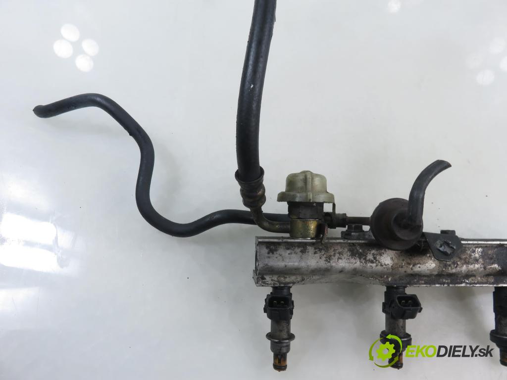 HONDA HR-V (GH) CROSSOVER 2004 91,00 1.6 16V 4WD (GH2, GH4) - D16W5 1590,00 lišta vstřikovací  (Vstřikovací lišta)