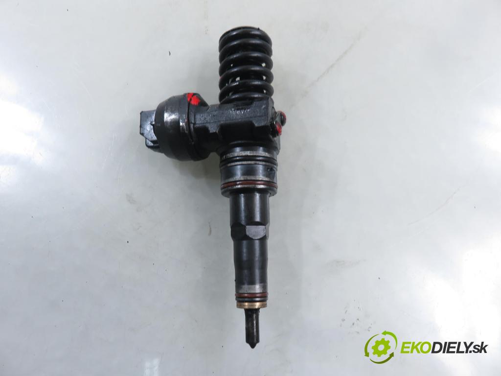 SKODA FABIA I Combi (6Y5) KOMBI 2002 74,00 1.9 TDI - ATD 1896,00 Vstrekovač 038130073AJ (Vstrekovač paliva)