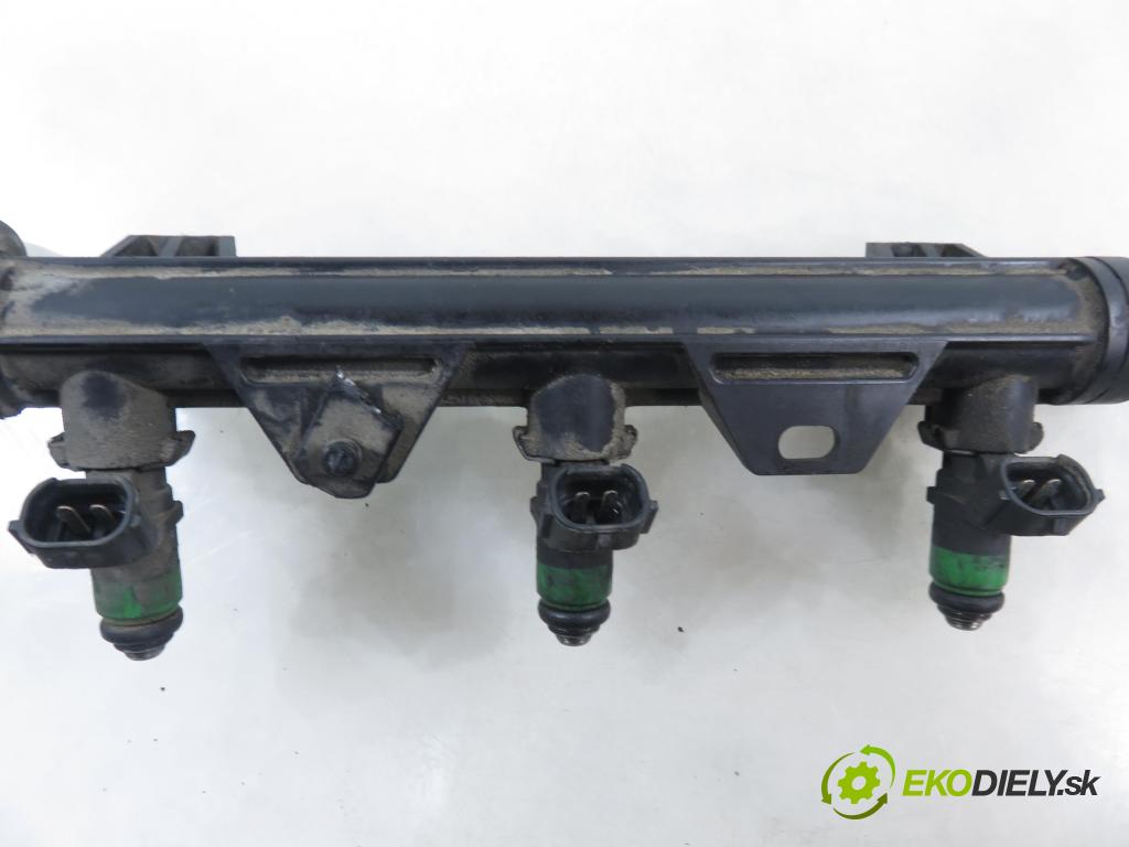 VW POLO (9N_) HB 2002 47,00 1.2 12V 64 - AZQ 1198,00 Lišta vstrekovacia 03E133320 ; 03E906031 (Vstrekovacia lišta)