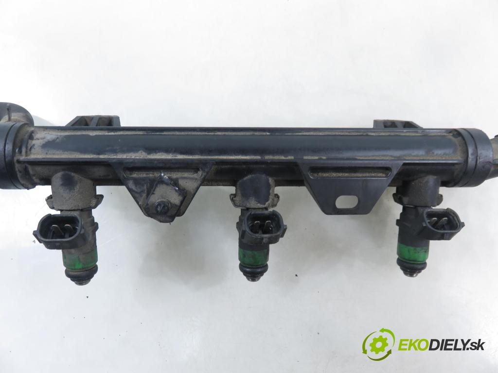 VW POLO (9N_) HB 2002 47,00 1.2 12V 64 - AZQ 1198,00 Lišta vstrekovacia 03E133320 ; 03E906031 (Vstrekovacia lišta)