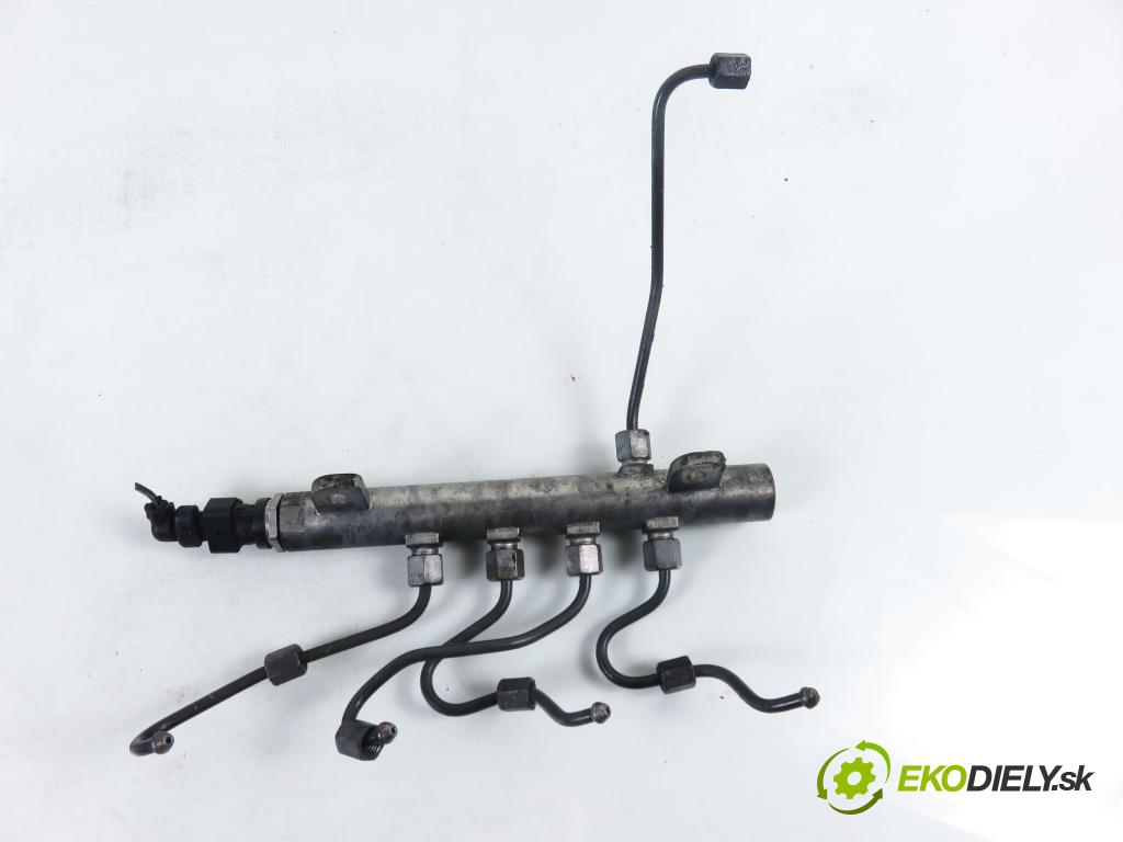 FIAT CROMA (194_) KOMBI 2006 110,00 1.9 D Multijet 150 - 939 A2.000 1910,00 Lišta vstrekovacia 0445214058 (Vstrekovacia lišta)