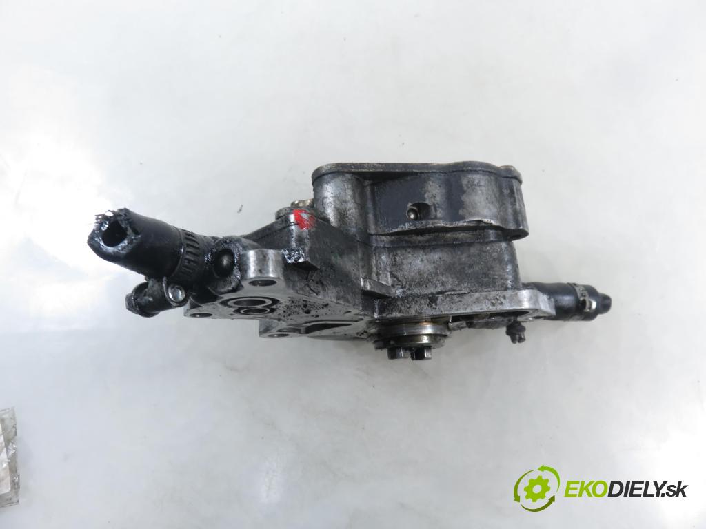 AUDI A4 Avant (8D5, B5) KOMBI 2000 85,00 1.9 TDI - AJM 1896,00 Pumpa vákuová 038145209A
