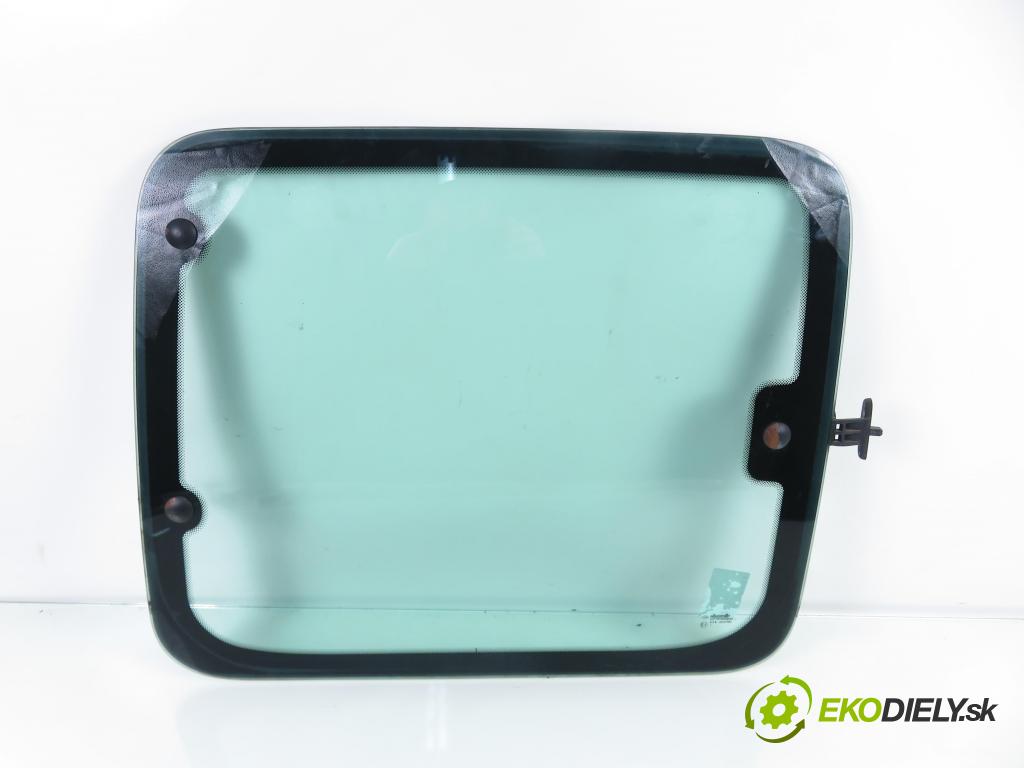 RENAULT KANGOO (KC0/1_) MINIVAN 2004 60,00 1.5 dCi 80 - K9K 702 1461,00 Okno Dvere posúvne L