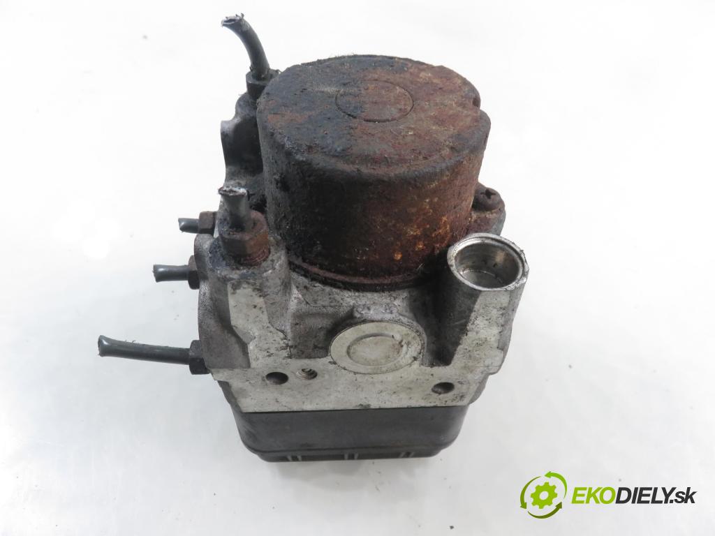 TOYOTA RAV 4 II (_A2_) SUV 2003 85,00 2.0 D-4D 4WD 116 - 1CD-FTV 1995,00 Pumpa ABS 1338000020 ; 4451042080 (Pumpa ABS)
