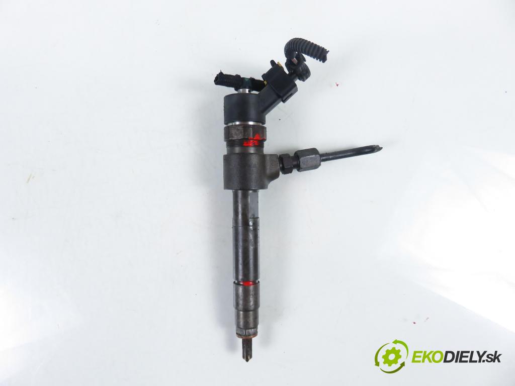 OPEL ASTRA H (A04) HB 2006 88,00 1.9 CDTI - Z 19 DT 1910,00 vstrekovač 0445110165 (Vstrekovač paliva)