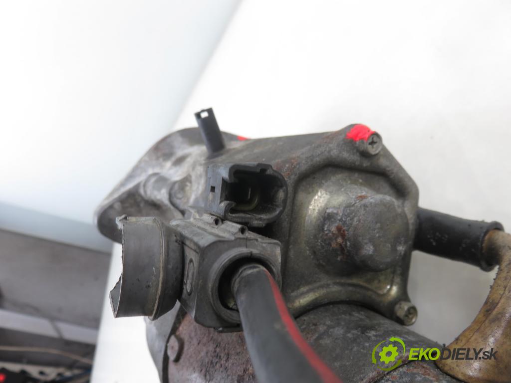 TOYOTA RAV 4 II (_A2_) SUV 2003 85,00 2.0 D-4D 4WD 116 - 1CD-FTV 1995,00 Štartér 2280009221 ; 2810064430 (Štartér)