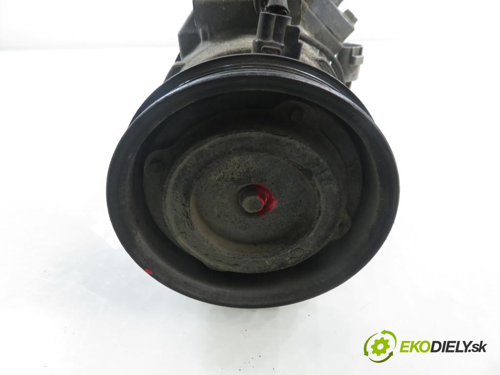 TOYOTA RAV 4 II (_A2_) SUV 2003 85,00 2.0 D-4D 4WD 116 - 1CD-FTV 1995,00 KOMPRESOR: klimatizace 4472204303 (Kompresor klimatizace)