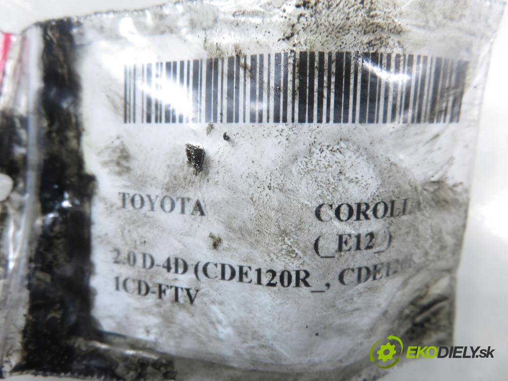 TOYOTA COROLLA (_E12_) HB 2003 85,00 2.0 D-4D 116 (CDE120R_, CDE120L_) - 1CD-FTV 1995,00 vstrekovač 2367027020 (Vstrekovač paliva)