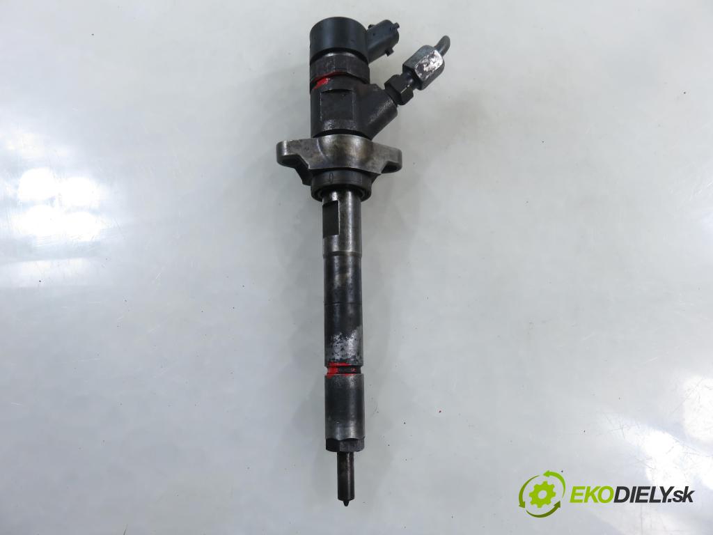 PEUGEOT PARTNER Combispace (5F) KOMBIVAN 2006 66,00 1.6 HDi 90 - 9HX 1560,00 vstrekovač 0445110259 (Vstrekovač paliva)