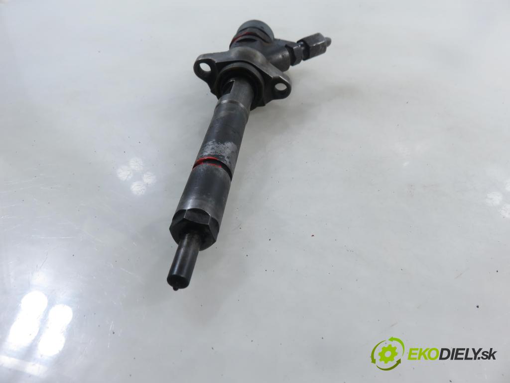 PEUGEOT PARTNER Combispace (5F) KOMBIVAN 2006 66,00 1.6 HDi 90 - 9HX 1560,00 vstrekovač 0445110259 (Vstrekovač paliva)