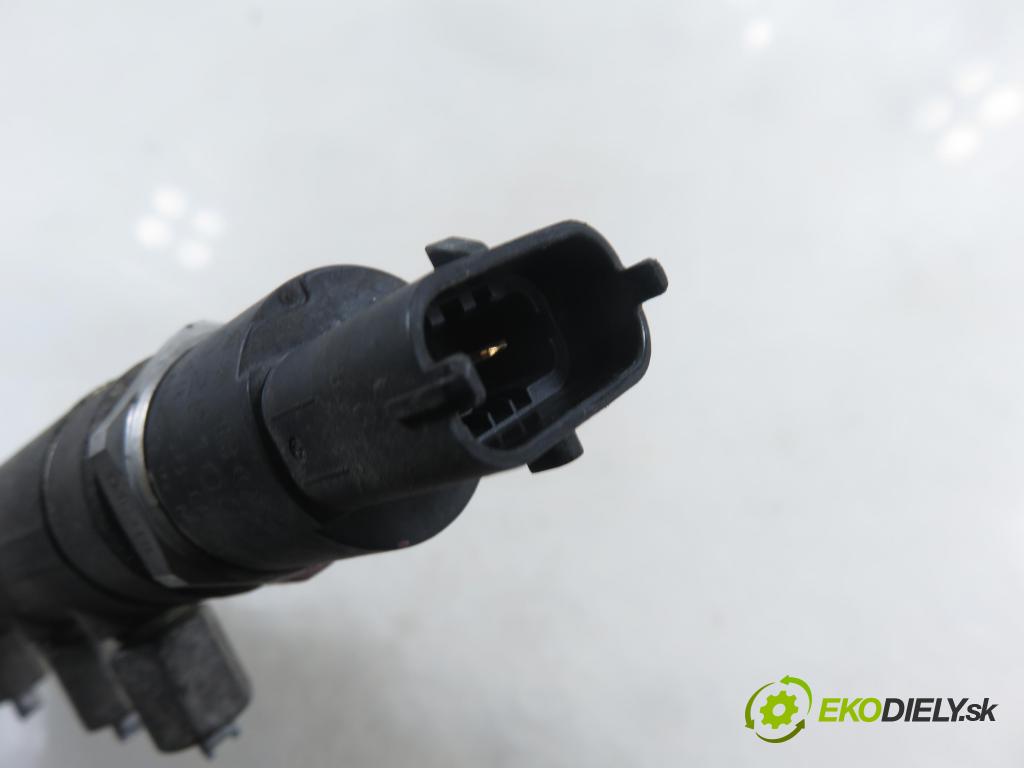 TOYOTA YARIS (_P1_) HB 2004 55,00 1.4 D-4D (NLP10_) - 1ND-TV 1364,00 Lišta vstrekovacia 232800N010 ; 238100N010 ; 0445214046 (Vstrekovacia lišta)