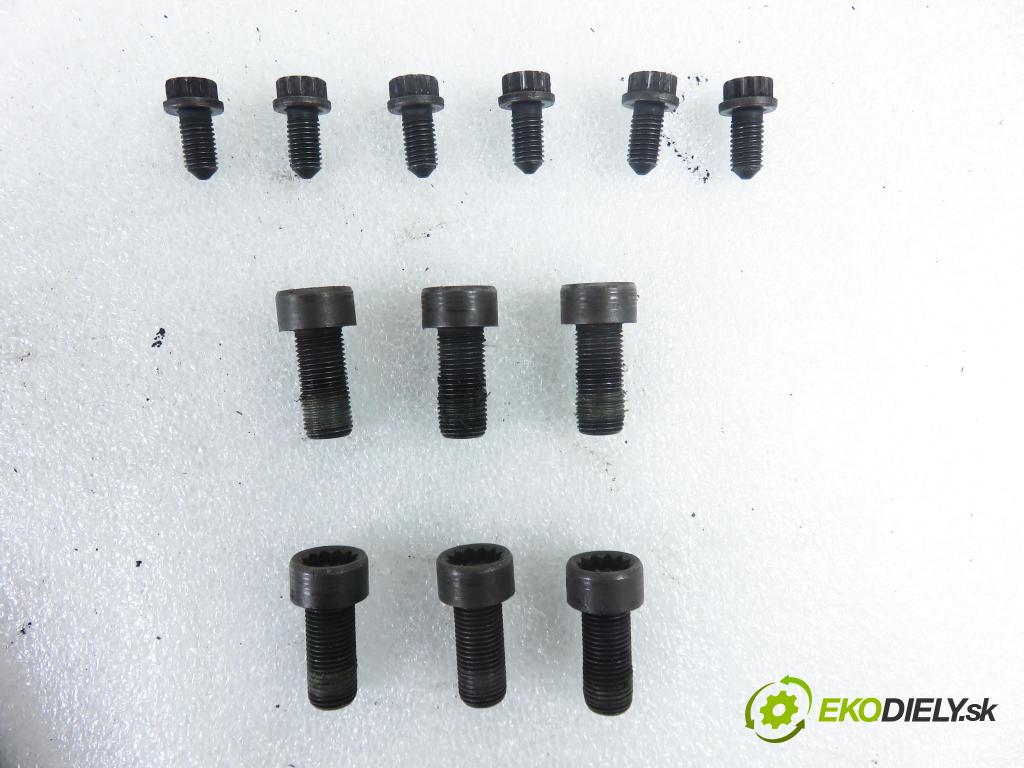 VW PASSAT B6 (3C2) SEDAN 2005 77,00 1.9 TDI PD 105 - BKC 1896,00 Koleso dvojvrstvové 2289000299 ; 2294001982 ; 1864001694