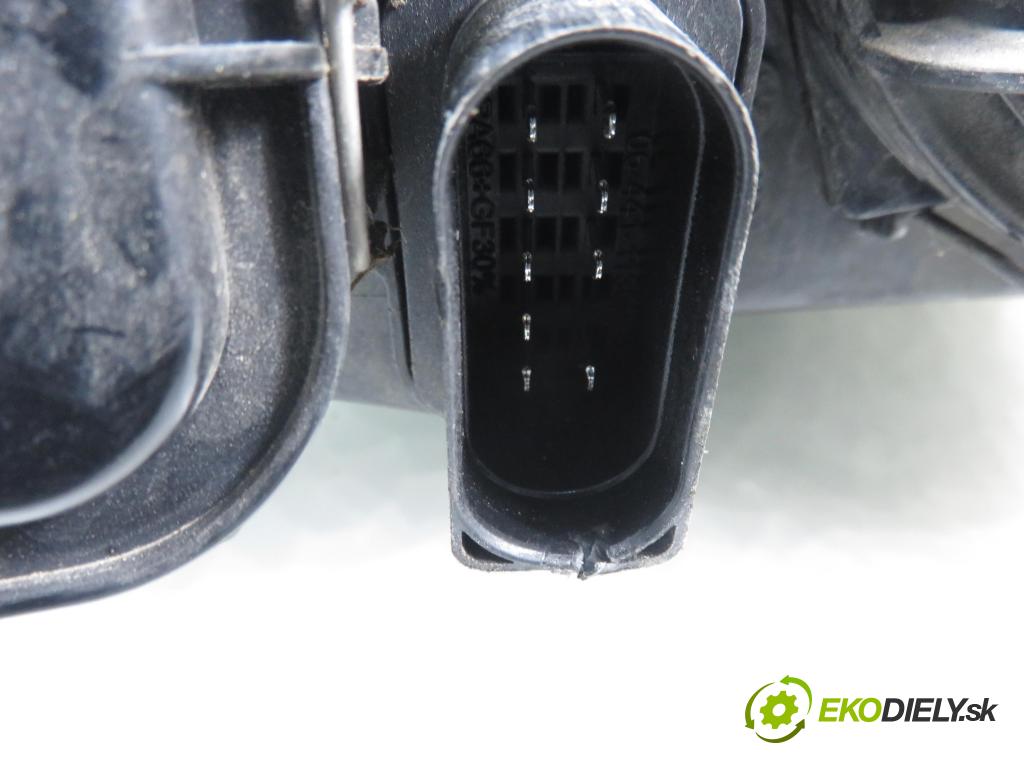 SEAT IBIZA III (6L1) HB 2003 55,00 1.4 TDI 75 - AMF 1422,00 Svetlo LP