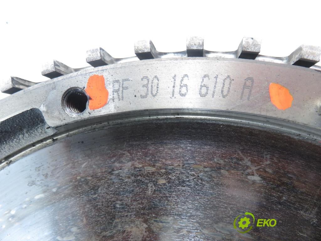 MAZDA 6 Station Wagon (GY) KOMBI 2006 89,00 2.0 DI 121 - RF5C 1998,00 Koleso dvojvrstvové 130416410 ; RF3016460A ; RF3016610A