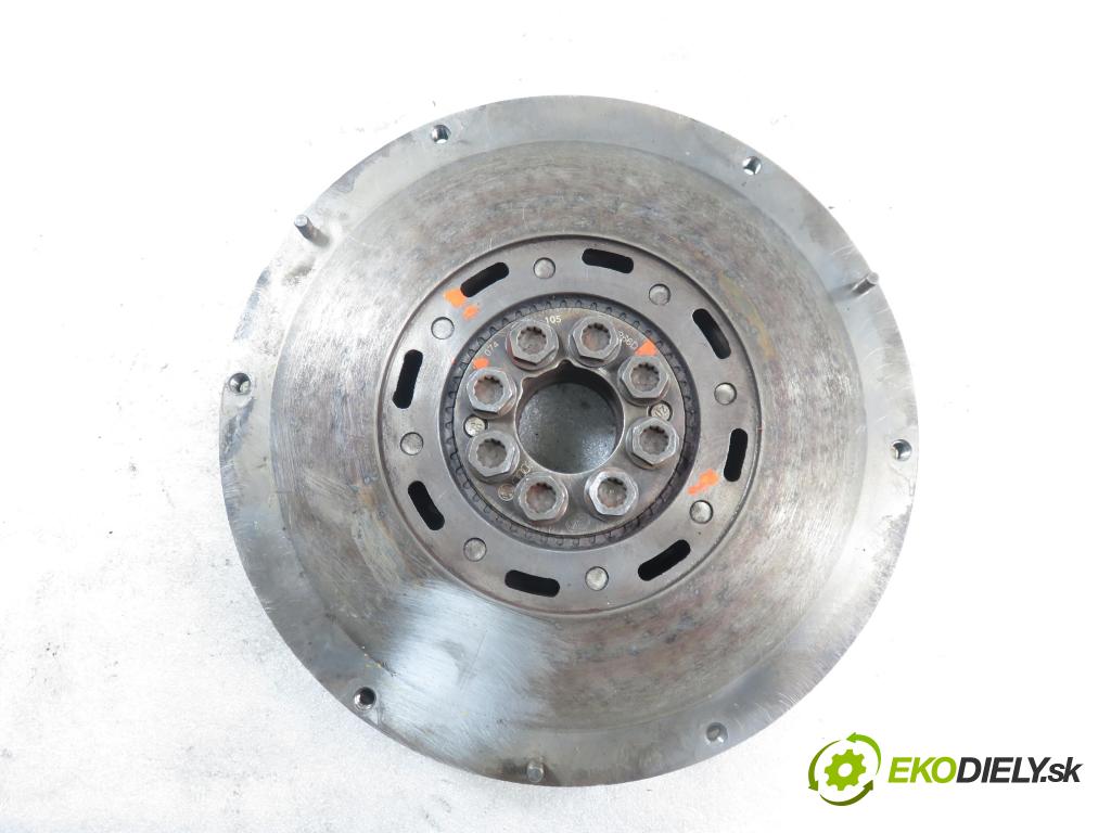 VW LT 28-46 II Platforma / podwozie (2DC, 2DF, 2DG, 2DL, 2DM) KABINA/PLATFORMA 1999 75,00 2.5 TDI - AHD 2461,00 Koleso dvojvrstvové 074105266D ; 074141032