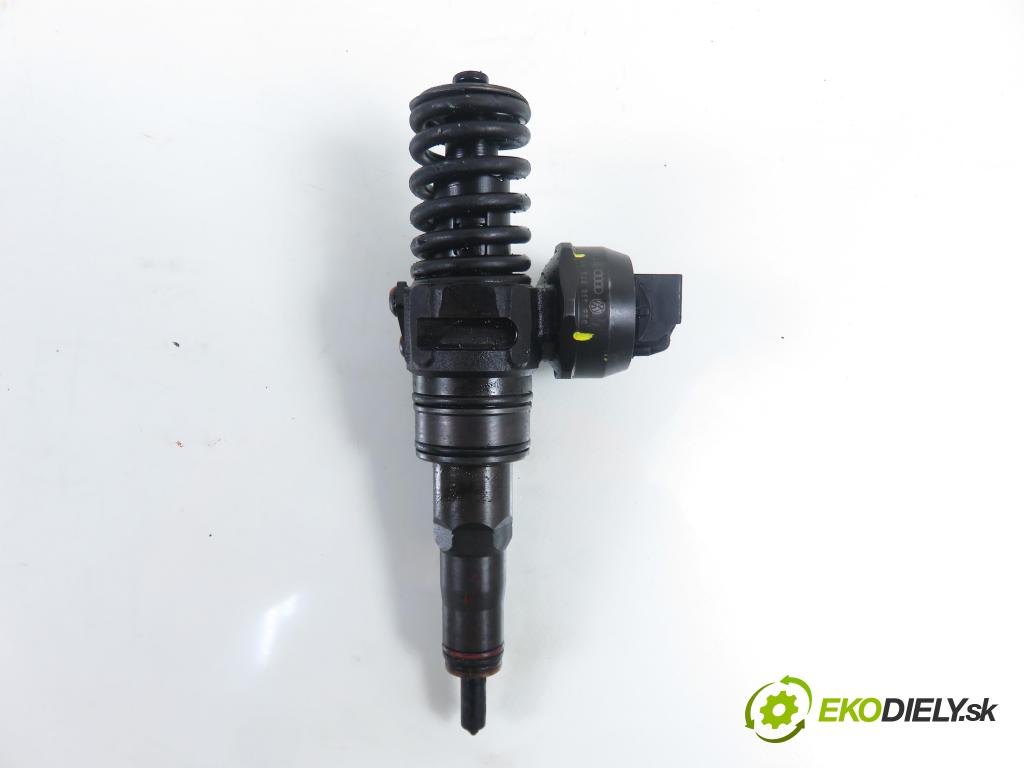 AUDI A6 Avant (4B5, C5) KOMBI 2005 96,00 1.9 TDI - AVF 1896,00 Vstrekovač 038130073BA ; 0414720216 (Vstrekovač paliva)