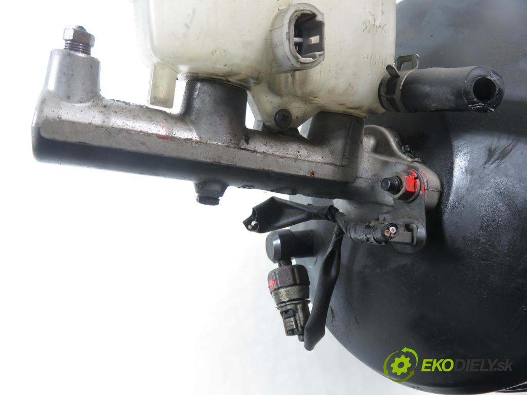 TOYOTA RAV 4 II (_A2_) SUV 2003 85,00 2.0 D-4D 4WD 116 - 1CD-FTV 1995,00 Posilovač 13101011260 (Servočerpadlo)