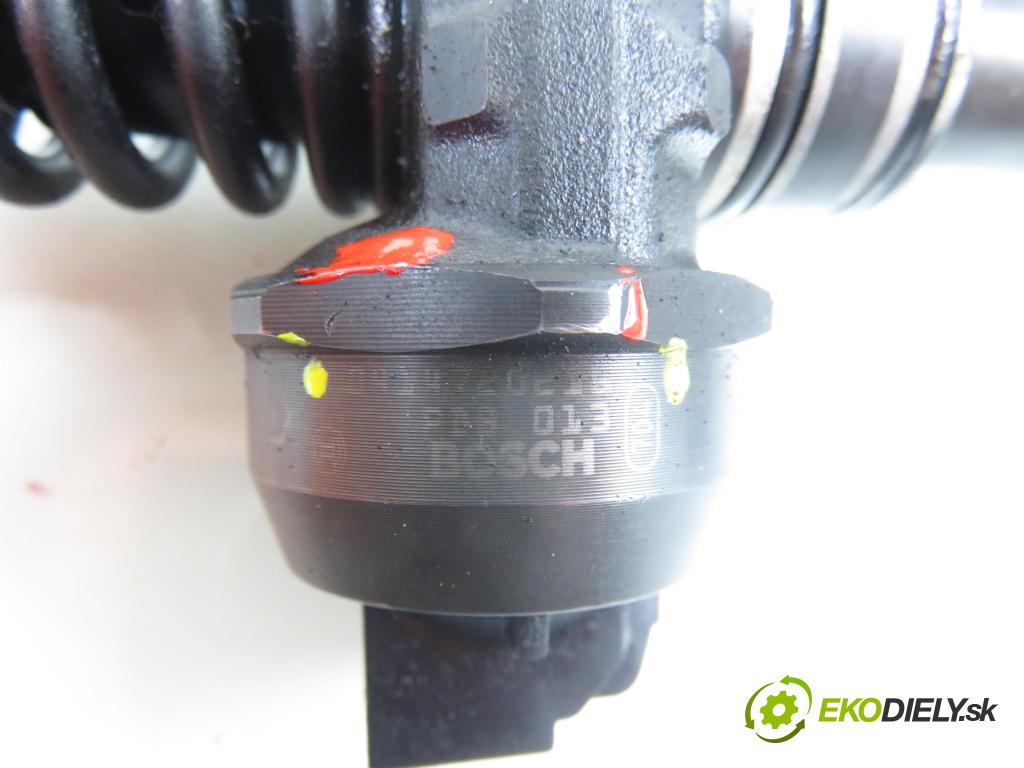 AUDI A6 Avant (4B5, C5) KOMBI 2005 96,00 1.9 TDI - AVF 1896,00 Vstrekovač 038130073BA ; 0414720216 (Vstrekovač paliva)