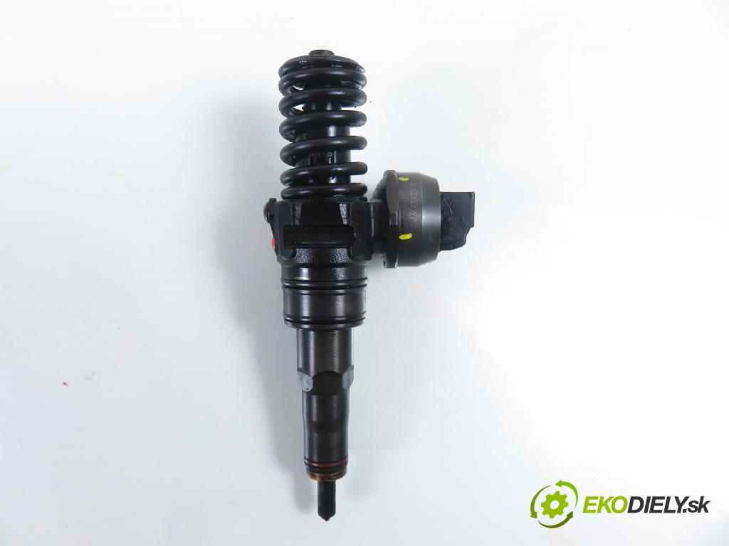 AUDI A6 Avant (4B5, C5) KOMBI 2005 96,00 1.9 TDI - AVF 1896,00 Vstrekovač 038130073BA ; 0414720216 (Vstrekovač paliva)