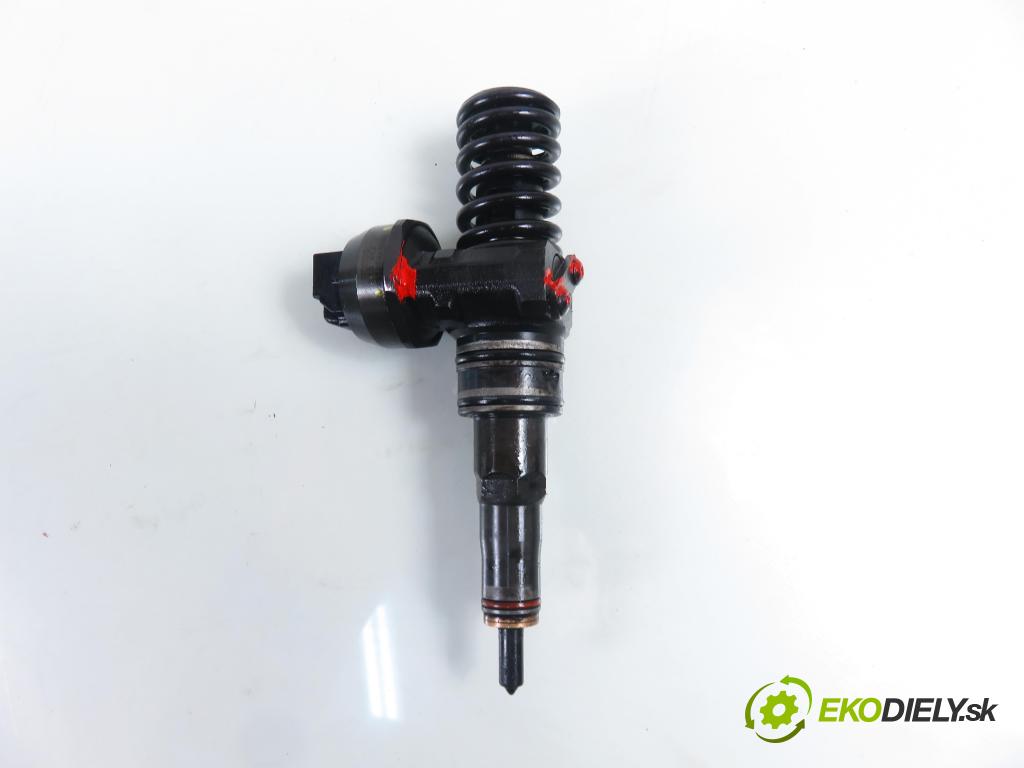 AUDI A6 Avant (4B5, C5) KOMBI 2005 96,00 1.9 TDI - AVF 1896,00 Vstrekovač 038130073BA ; 0414720216 (Vstrekovač paliva)