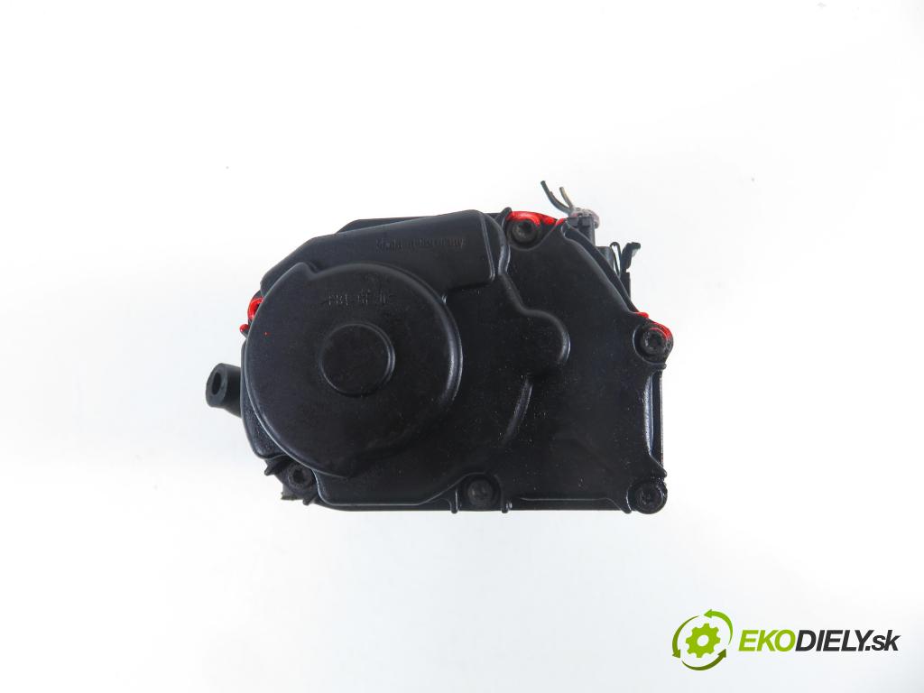 AUDI A3 (8L1) HB 1996 92,00 1.8 - AGN 1781,00 Škrtiaca klapka 06A133064J (Škrtiaca klapka)