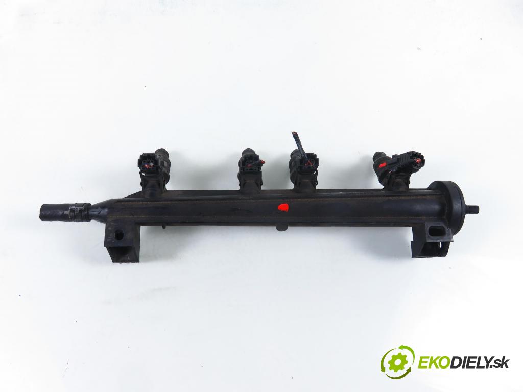 VW TOURAN (1T1, 1T2) MINIVAN 2005 75,00 1.6 - BGU 1595,00 Lišta vstrekovacia 06A906031BT ; 06A133317AC (Vstrekovacia lišta)