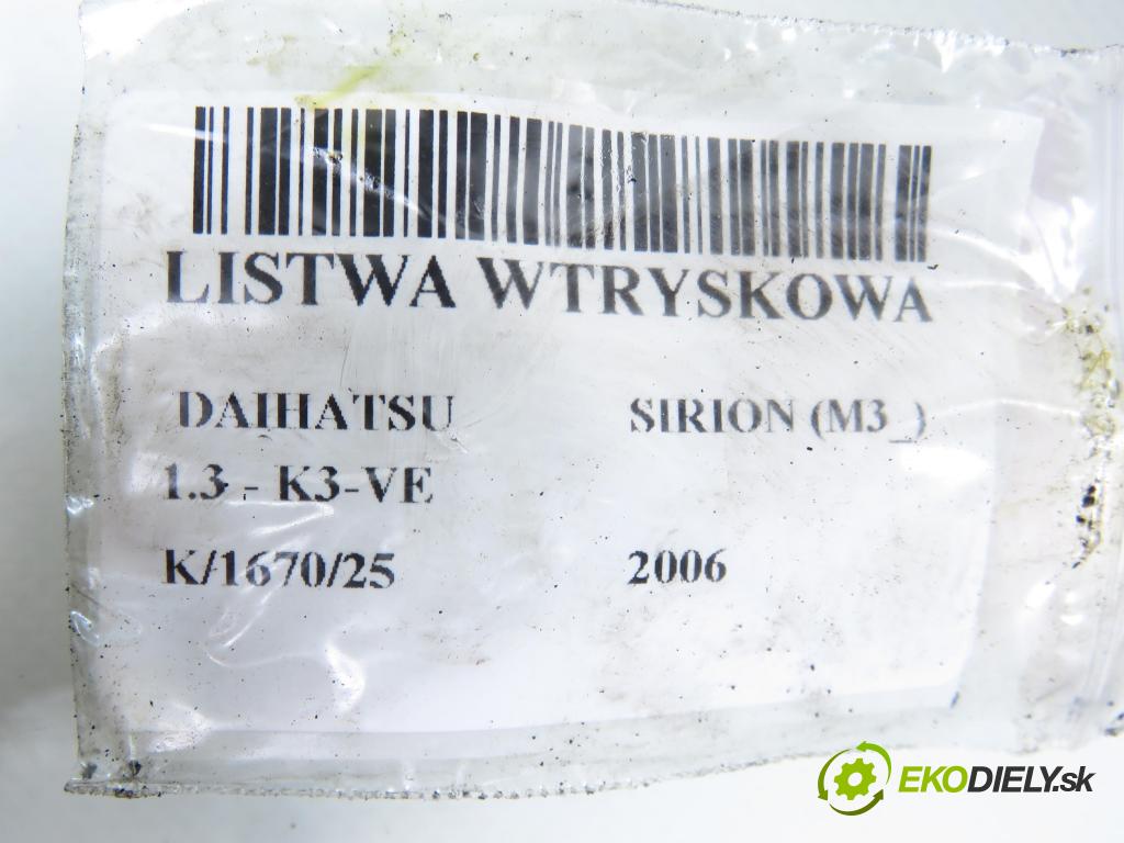 DAIHATSU SIRION (M3_) HB 2006 0,00 1.3 - K3-VE 1298,00 Lišta vstrekovacia  (Vstrekovacia lišta)