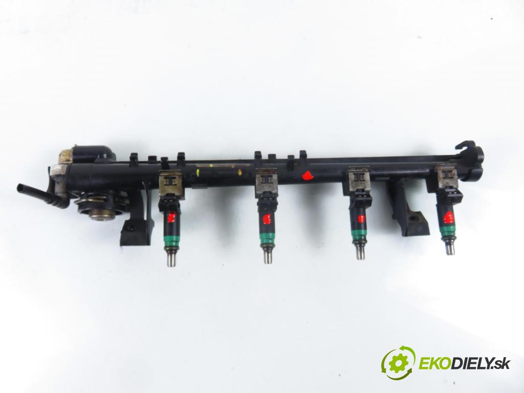 FORD FOCUS II sedan (DB_, FCH, DH) SEDAN 2006 74,00 1.6 - SHDB 1596,00 lišta vstřikovací 98MFBC ; 5M5G9H487BA ; VP5M5UBB (Vstřikovací lišta)