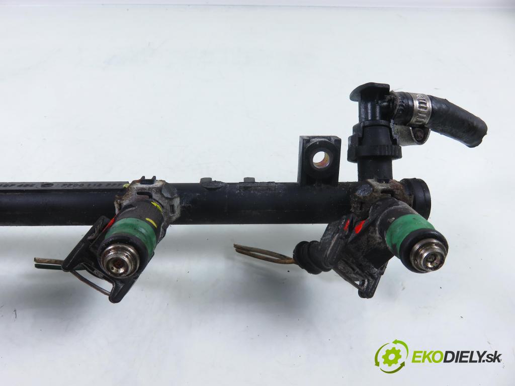 RENAULT MEGANE II (BM0/1_, CM0/1_) HB 2003 99,00 2.0 16V 135 - F4R 770 1998,00 lišta vstřikovací H028797 ; ITGM60 ; 7700112777 (Vstřikovací lišta)