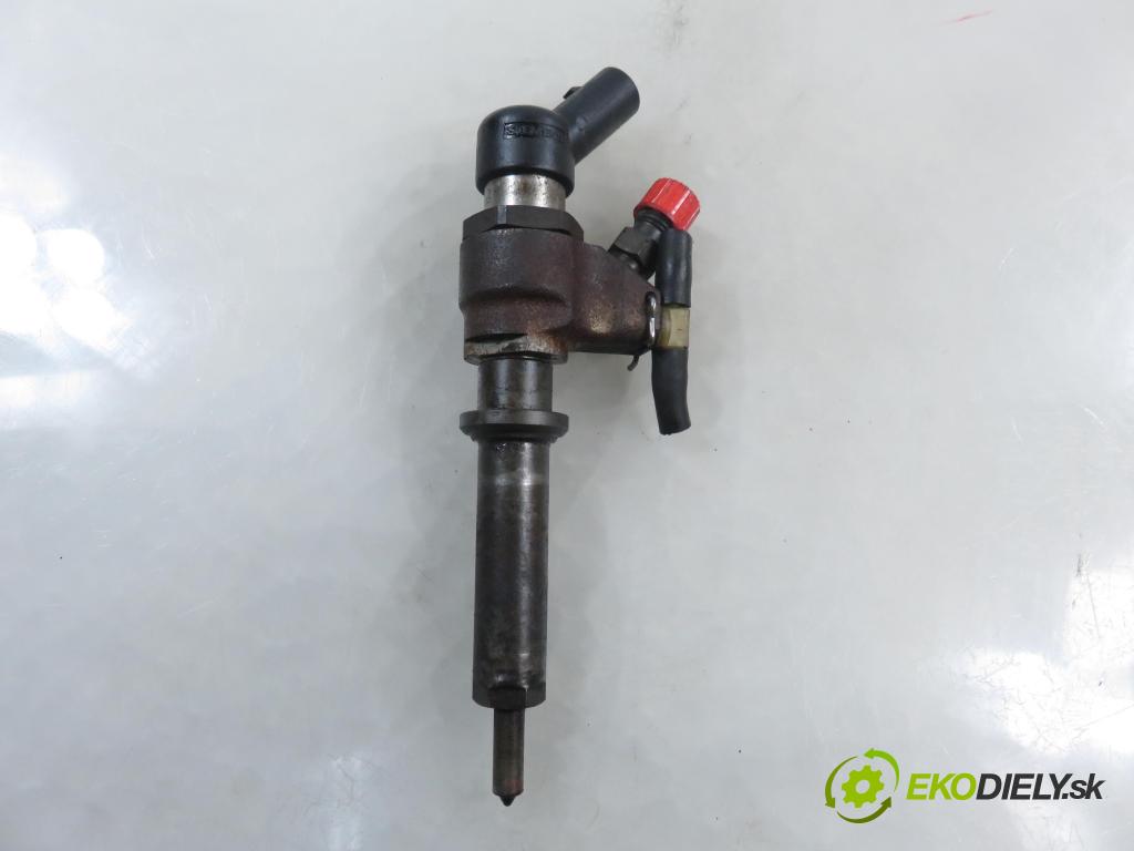 PEUGEOT PARTNER Combispace (5F) KOMBIVAN 2004 66,00 2.0 HDI - RHY (DW10TD) 1997,00 vstrekovač 9652173780 (Vstrekovač paliva)