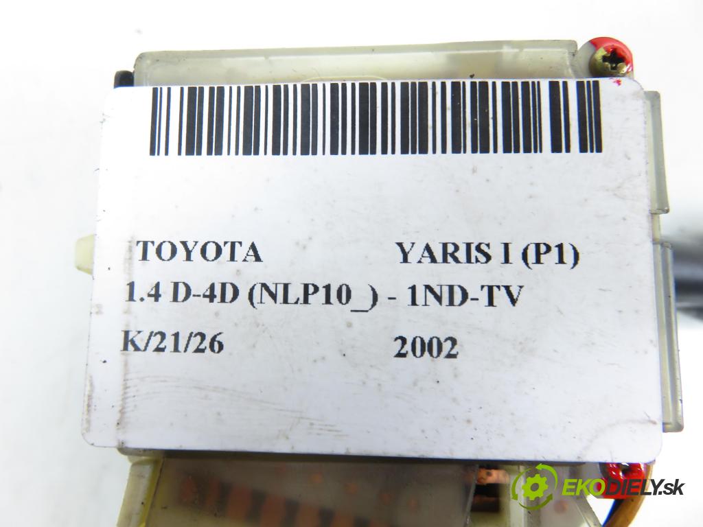 TOYOTA YARIS (_P1_) HB 2002 55,00 1.4 D-4D (NLP10_) - 1ND-TV 1364,00 páčka/prepínač 173648