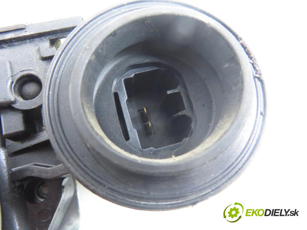 TOYOTA YARIS (_P1_) HB 2002 55,00 1.4 D-4D (NLP10_) - 1ND-TV 1364,00 Mechanizmus okien 8572052020 ; 0621009992