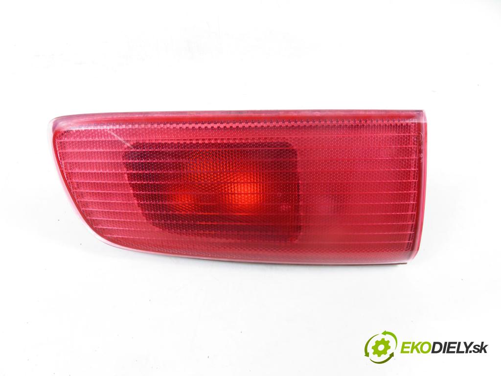 MAZDA 2 (DY) HB 2003 59,00 1.4 - FXJA 1388,00 světlo levé zadní kufr 2NE96483501